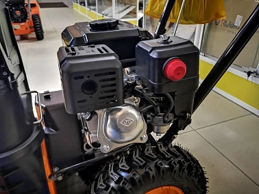 Снегоуборщик PROMAX SNOW PRO M22B