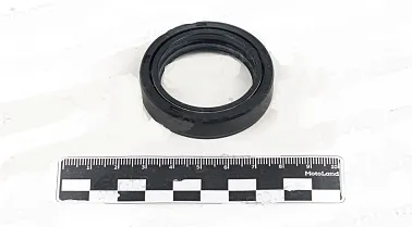 Сальник 37x50x11 пера XR250